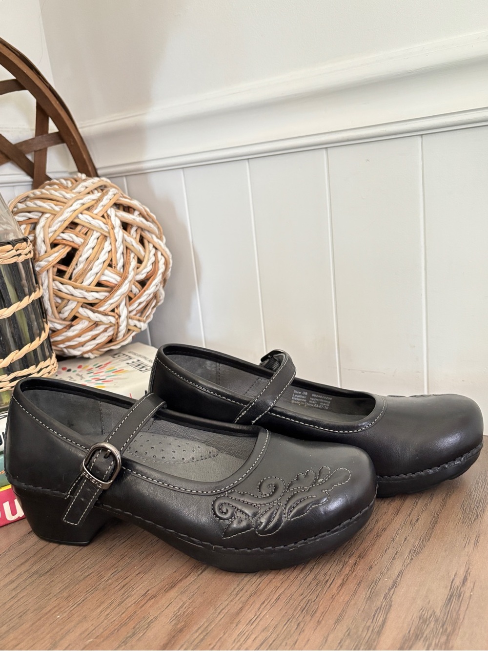 Dansko Savannah Black Leather Mary Jane Shoes Size EU 38 / US 7.5-8